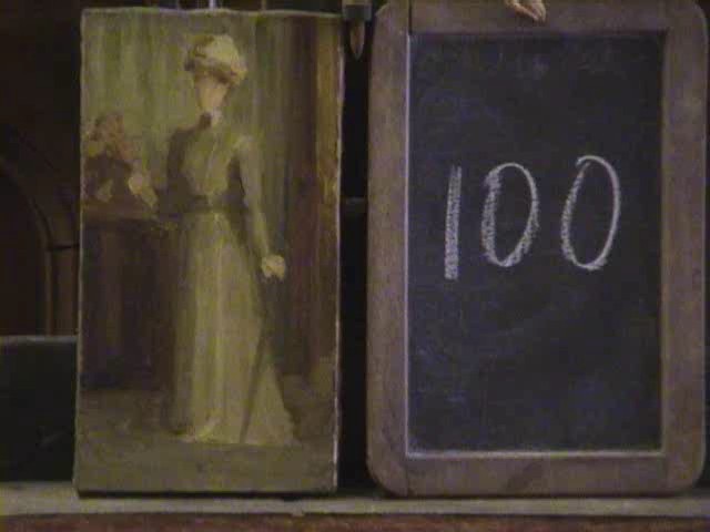 100 — Dame en pied